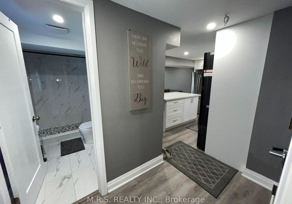 26-hillcrest-avenue-brampton-ontario-w13684788