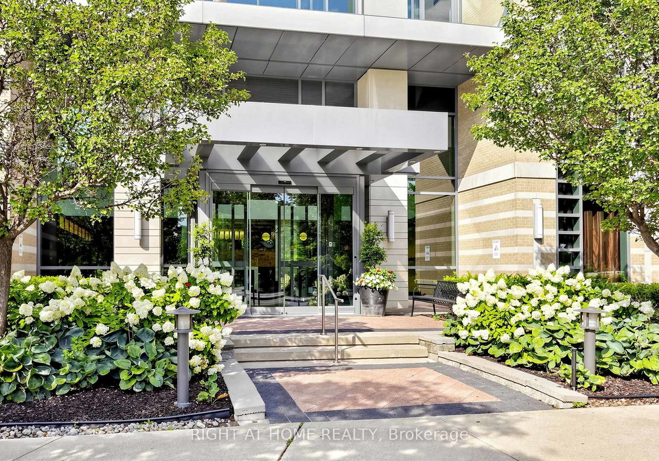 225-sherway-gardens-road-toronto-etobicoke-ontario-w13684970