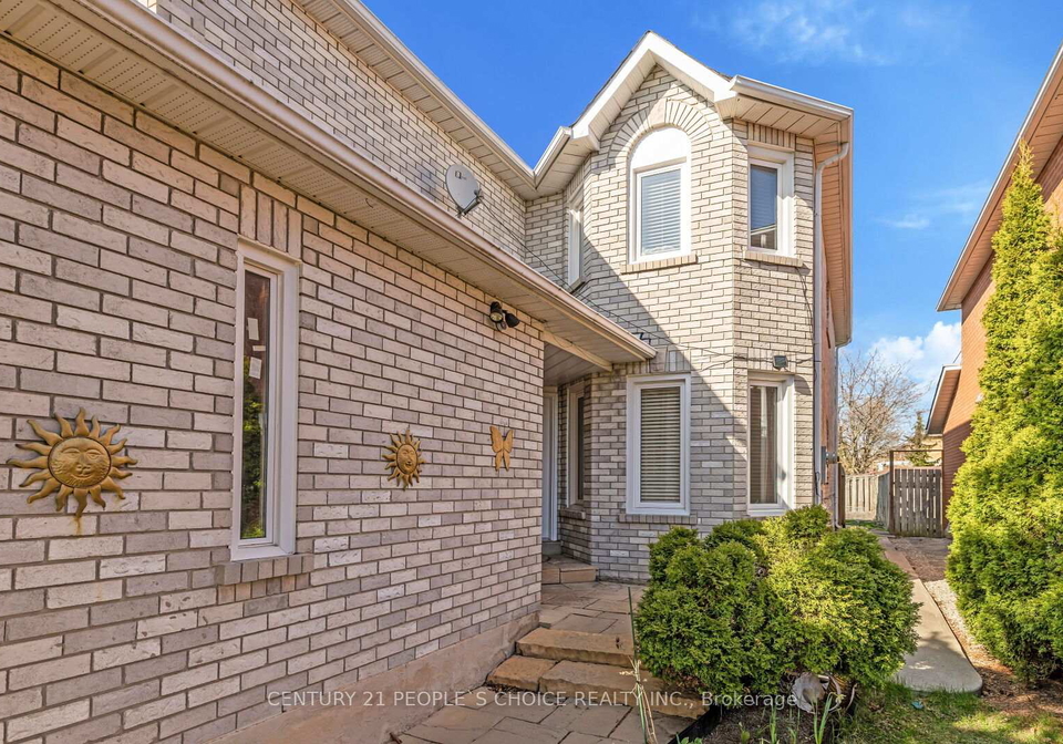 3464-nutcracker-drive-mississauga-ontario-w13685034