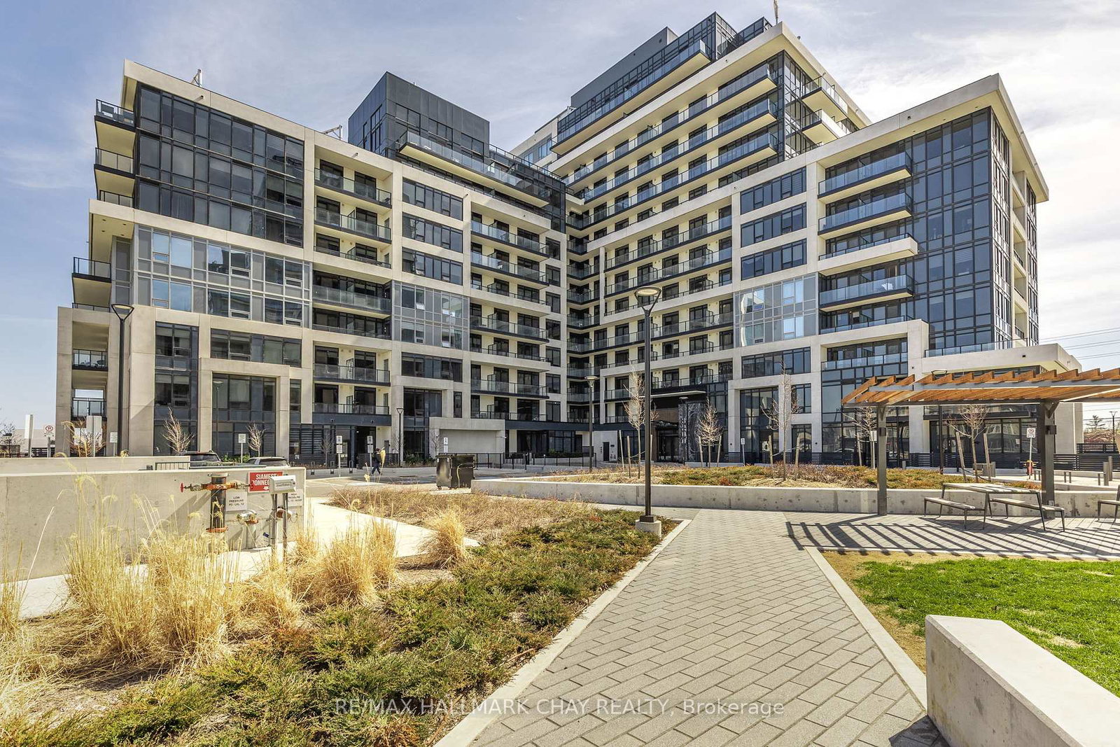 3200-william-coltson-avenue-oakville-ontario-w13685124