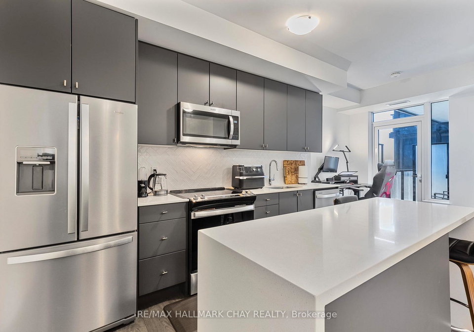 3200-william-coltson-avenue-oakville-ontario-w13685124