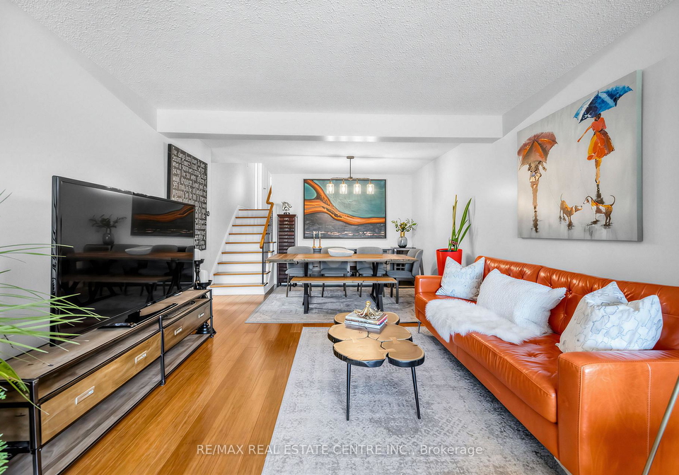 6348-atherly-crescent-mississauga-ontario-w13685238