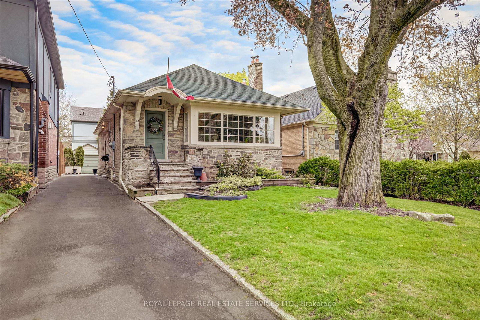 83-brentwood-road-s-toronto-etobicoke-ontario-w13685350