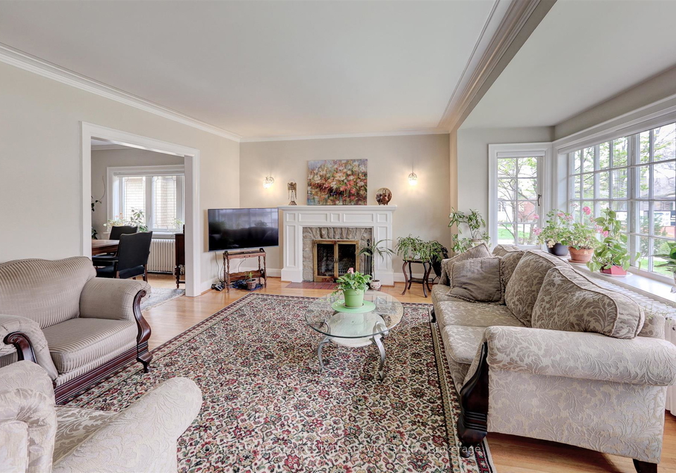 83-brentwood-road-s-toronto-etobicoke-ontario-w13685350