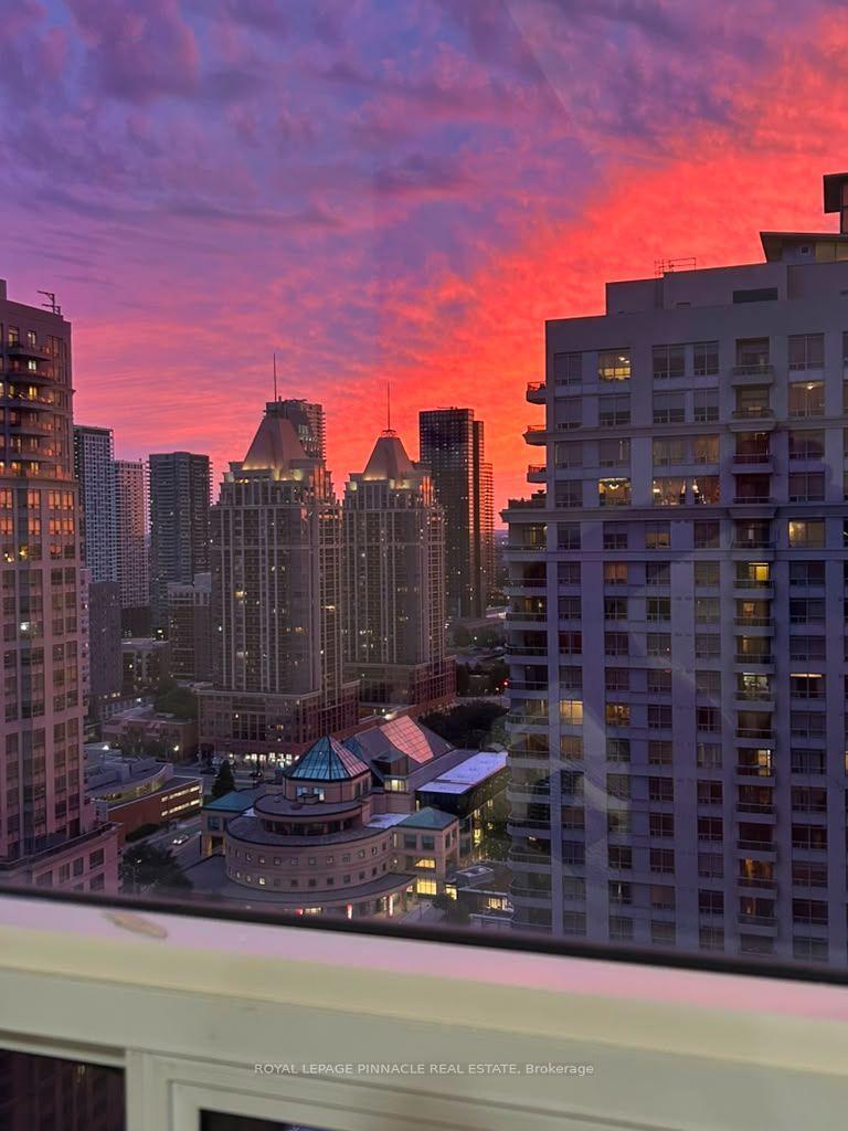 3880-duke-of-york-boulevard-mississauga-ontario-w13685374
