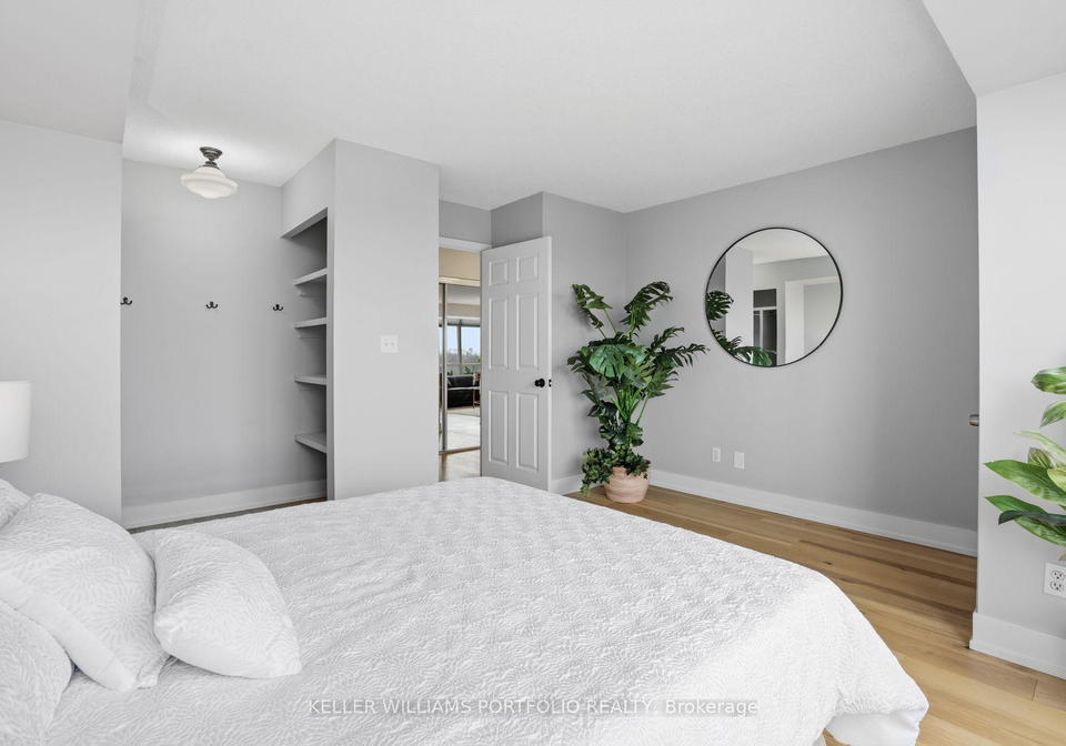 190-manitoba-street-toronto-etobicoke-ontario-w13685414