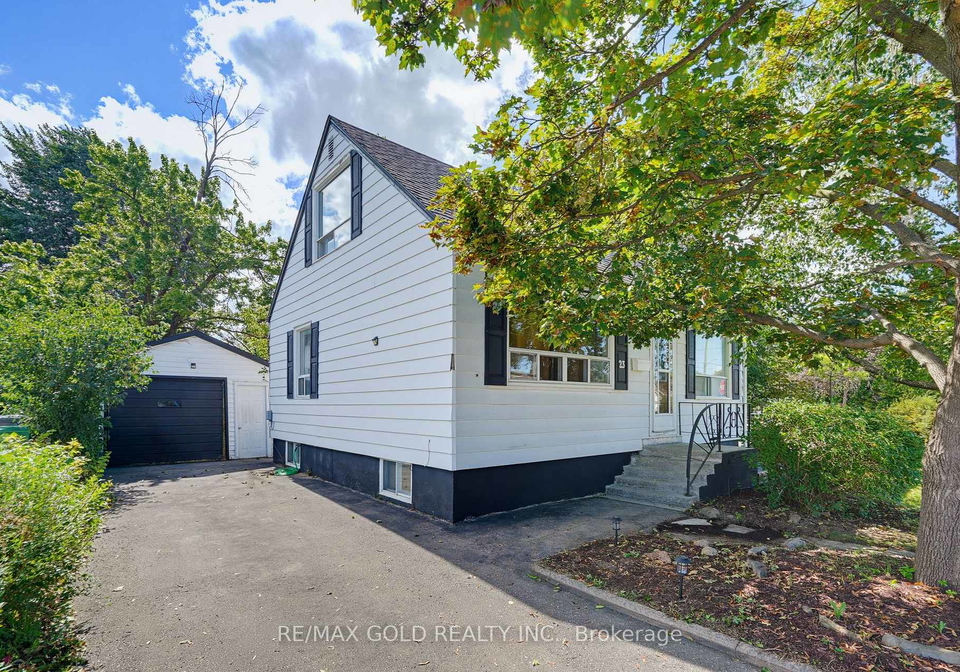 23-pleasantview-avenue-brampton-ontario-w13685502