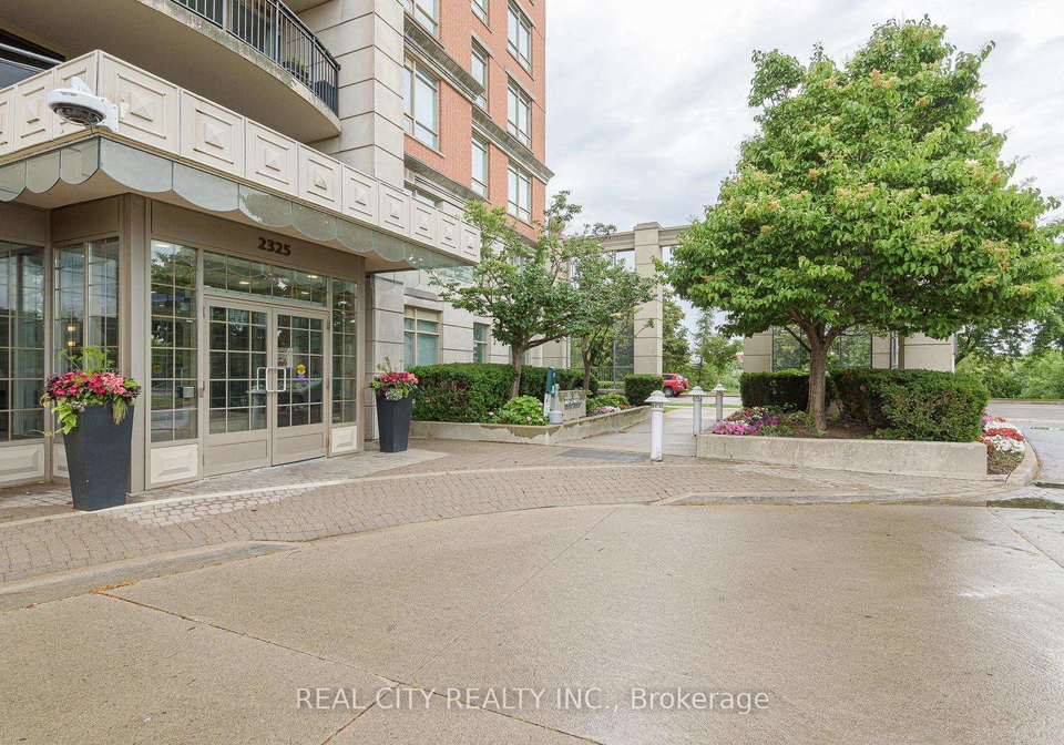 2325-central-park-drive-oakville-ontario-w13685774
