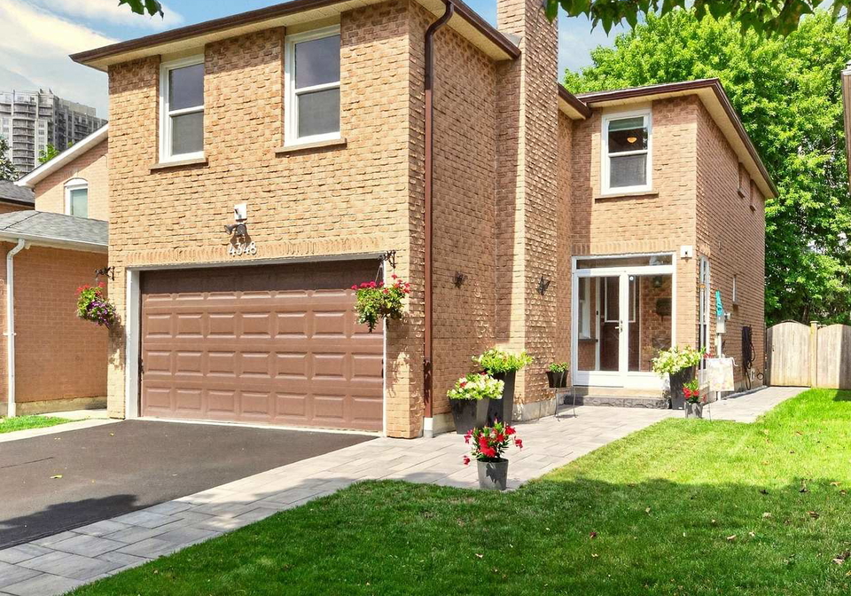 4348-jenkins-crescent-mississauga-ontario-w13685784
