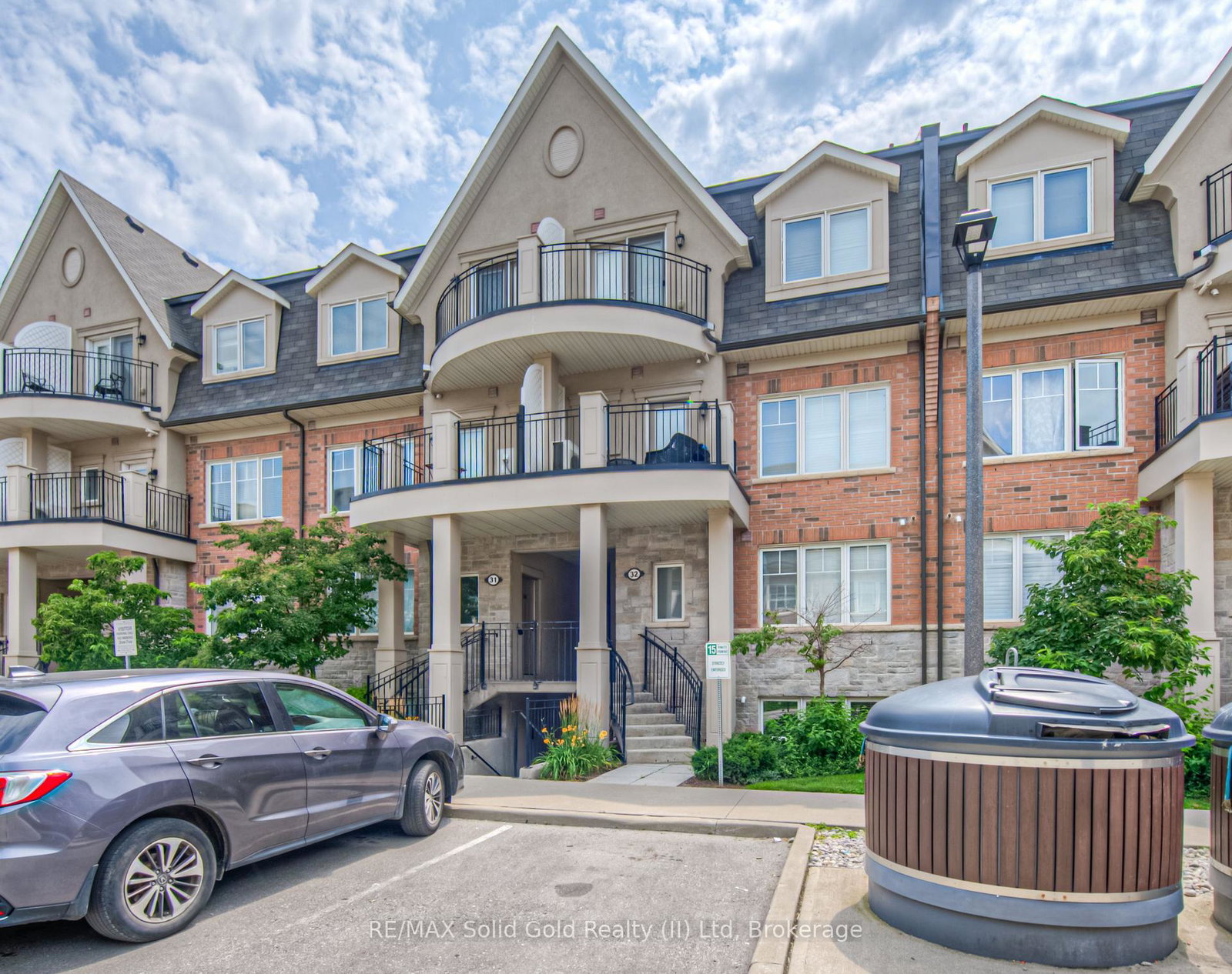 2420-baronwood-drive-oakville-ontario-w13685962