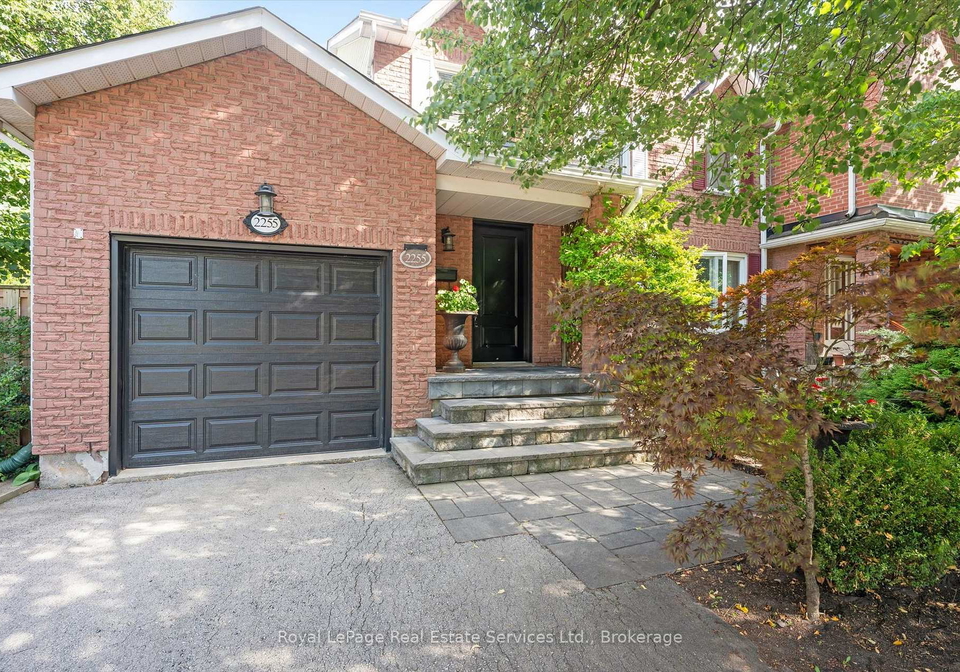2255-maclennan-drive-oakville-ontario-w13685964