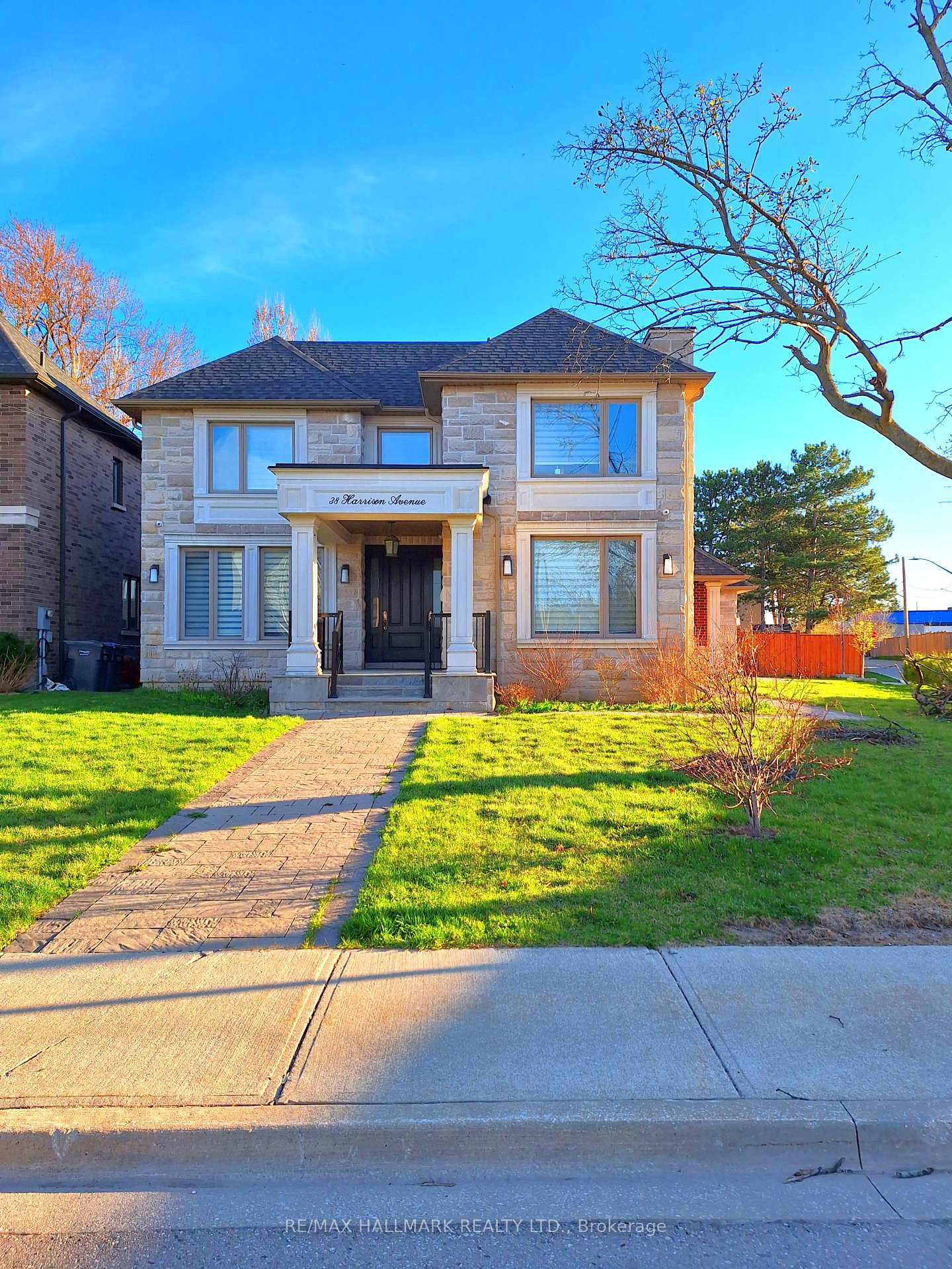 38-harrison-avenue-mississauga-ontario-w13686110