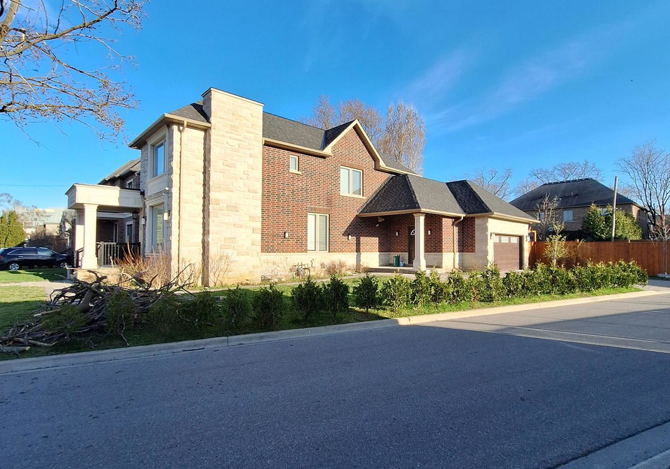 38-harrison-avenue-mississauga-ontario-w13686110