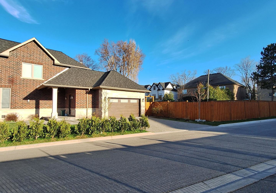 38-harrison-avenue-mississauga-ontario-w13686110