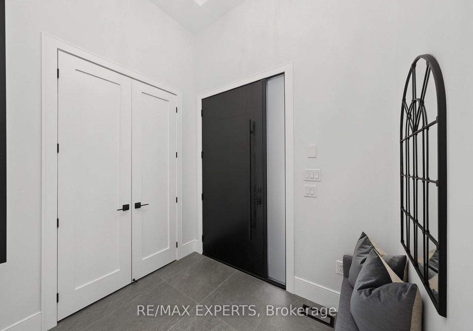 1062-alexandra-avenue-mississauga-ontario-w13686160