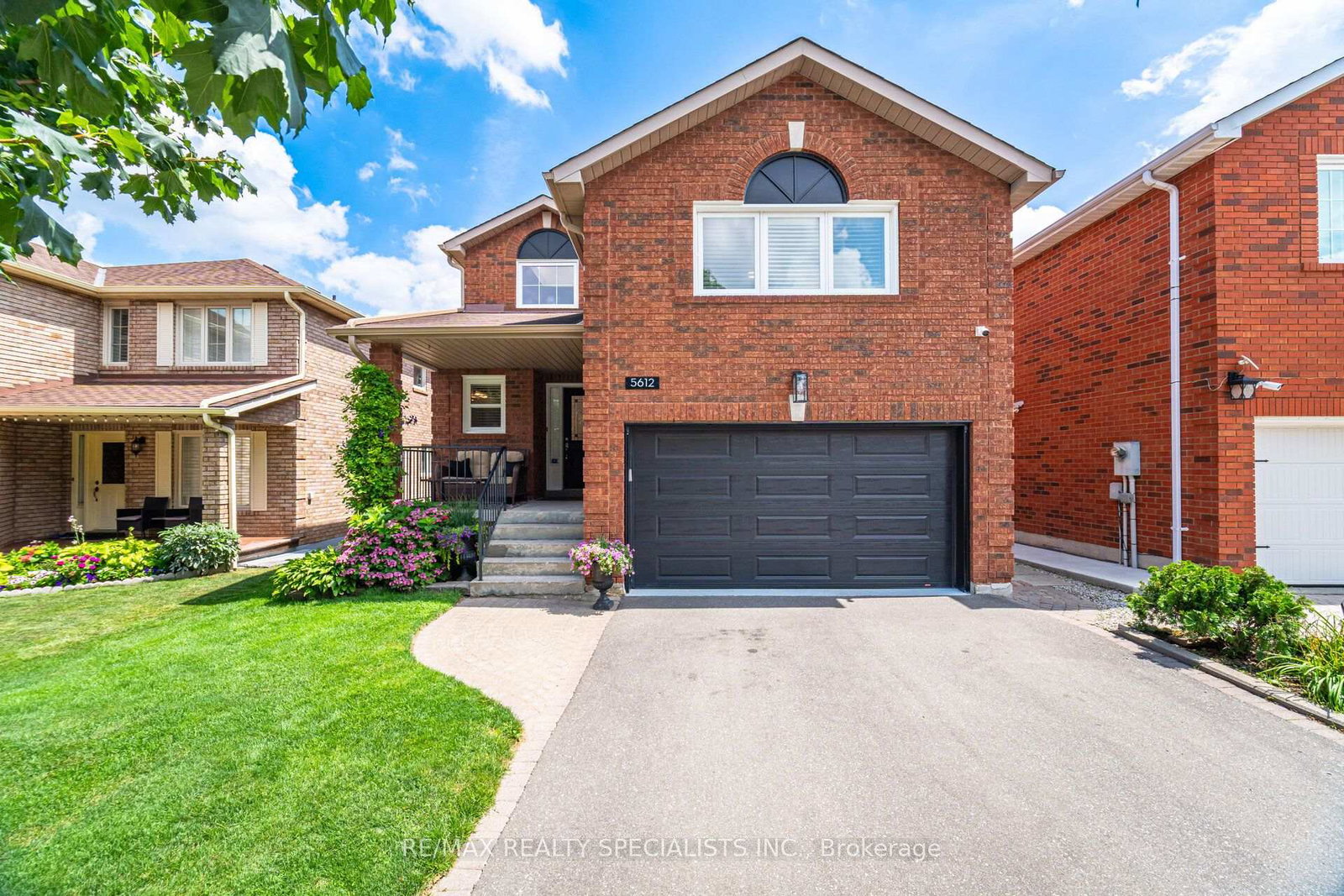 5612-shillington-drive-mississauga-ontario-w13686200