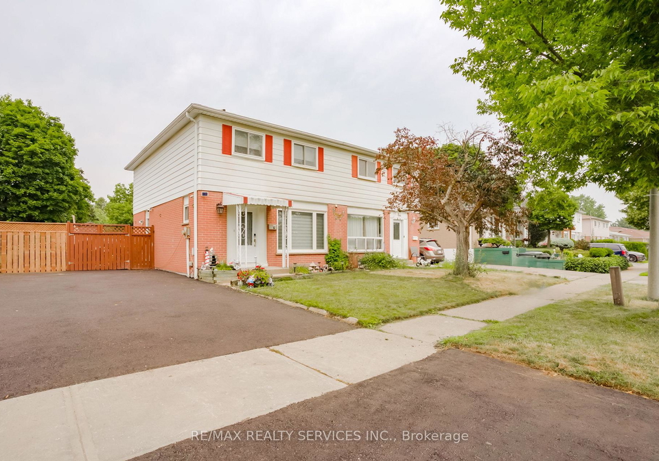 6-lauderdale-road-brampton-ontario-w13686214