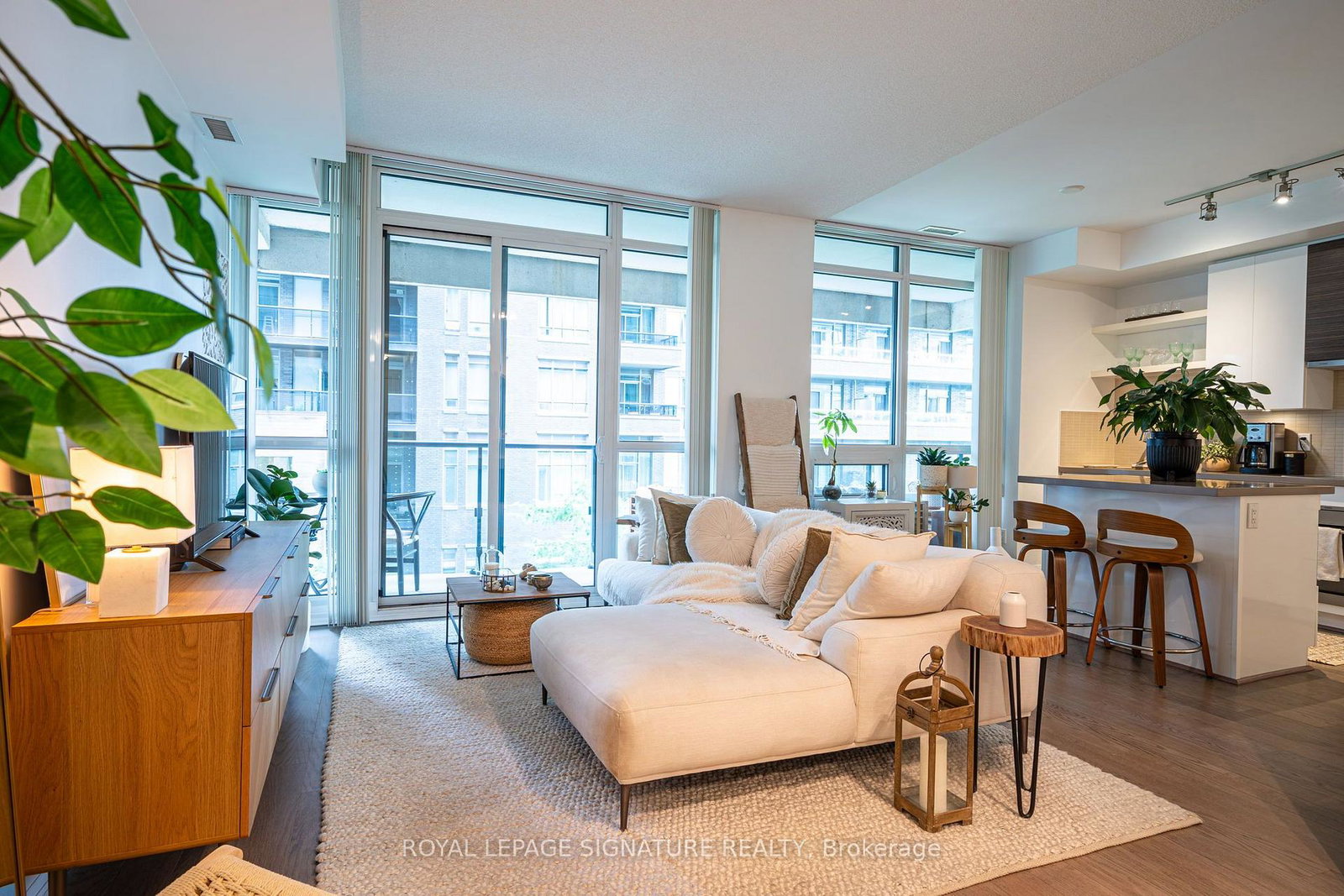 59-annie-craig-drive-toronto-etobicoke-ontario-w13686228