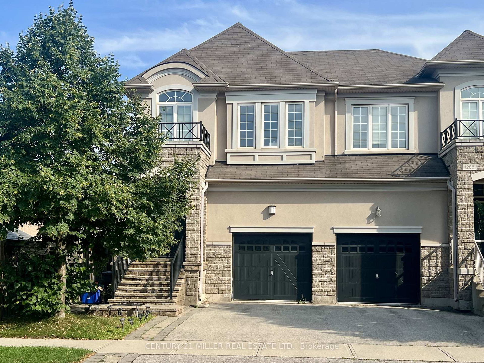 1290-craigleith-road-oakville-ontario-w13686364