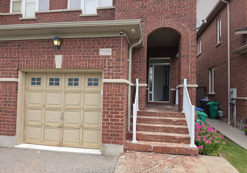 5559-bonnie-street-mississauga-ontario-w13686444