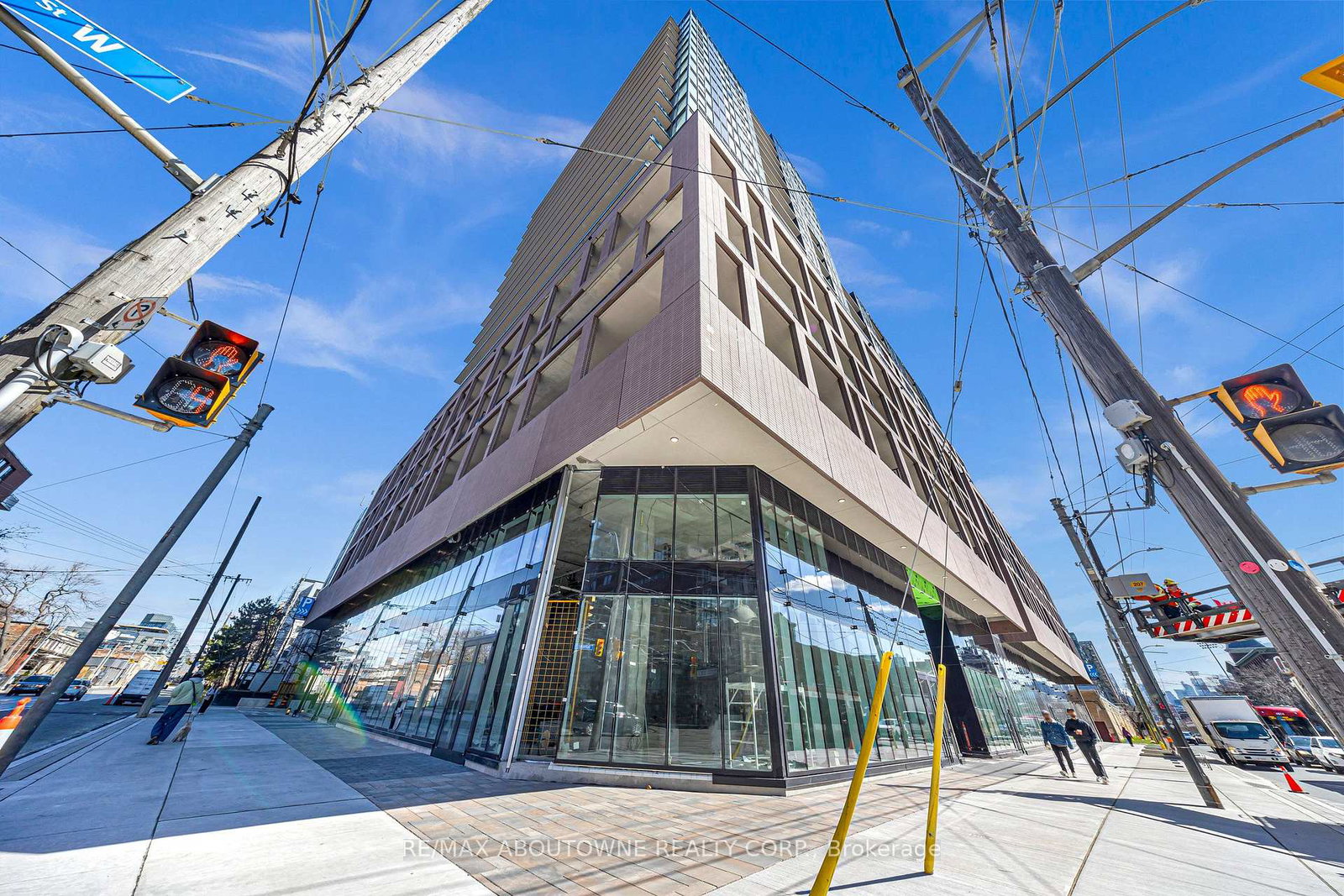 285-dufferin-street-w-toronto-toronto-ontario-w13686458