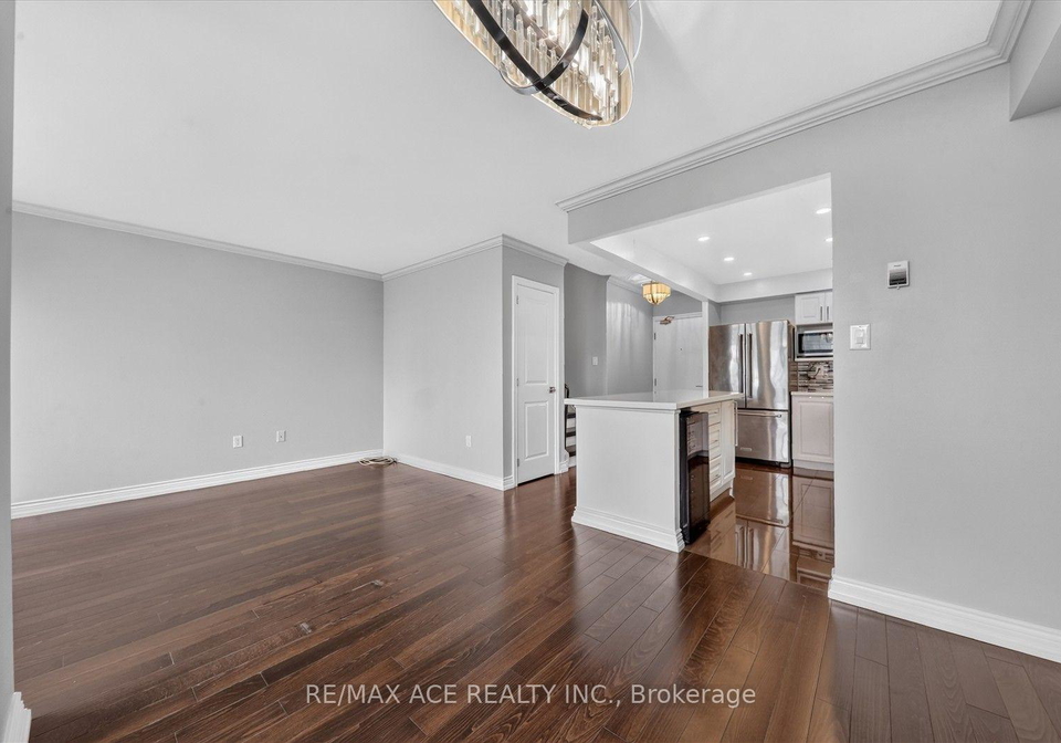 60-southport-street-toronto-toronto-ontario-w13686676