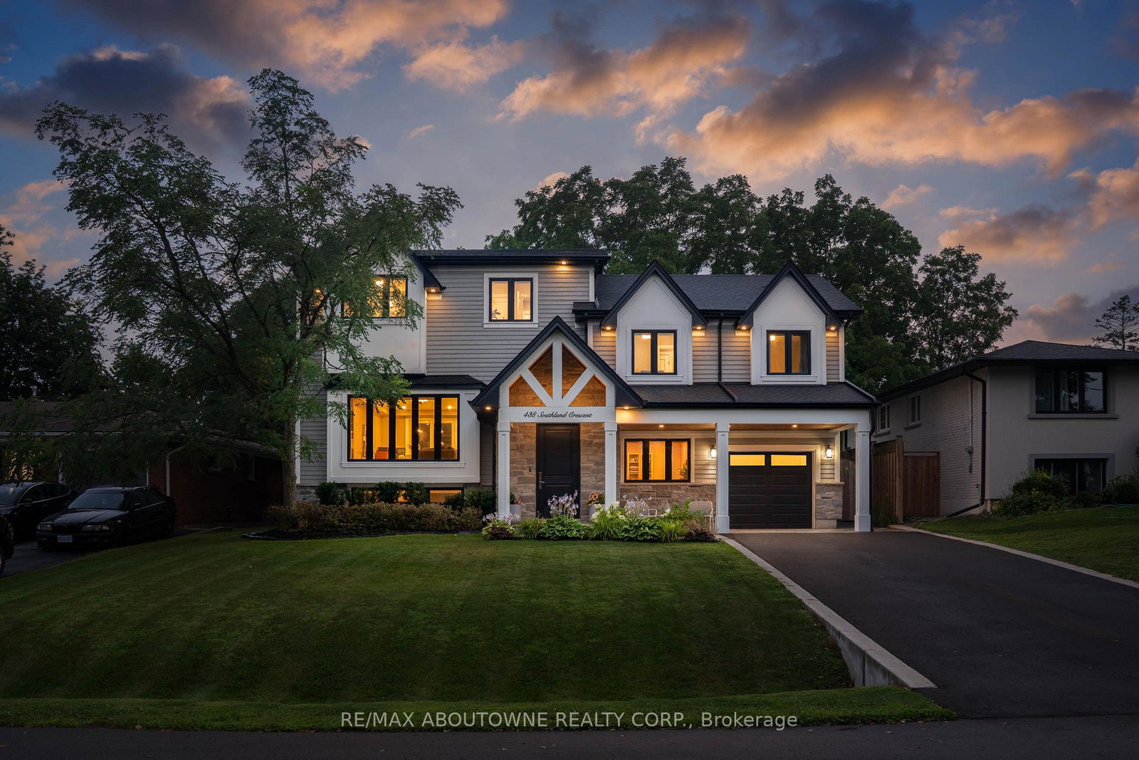 438-southland-crescent-oakville-ontario-w13686718