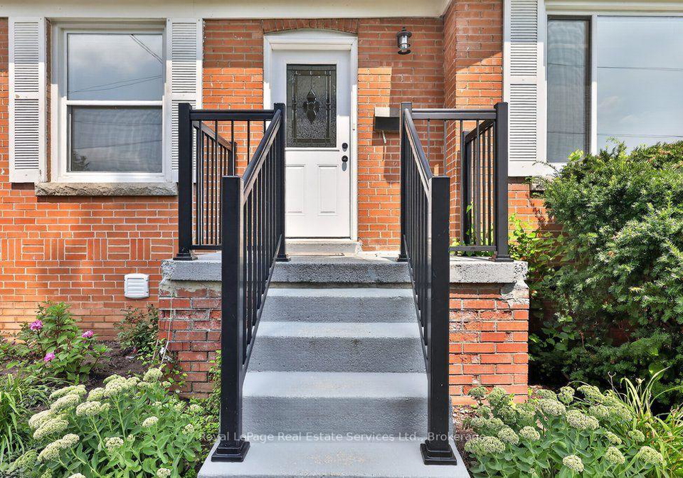 79-kingswood-road-oakville-ontario-w13686864