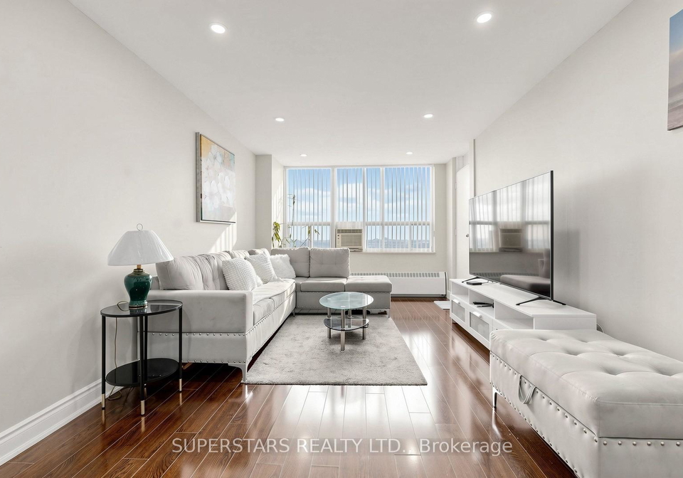 390-dixon-road-toronto-etobicoke-ontario-w13687240