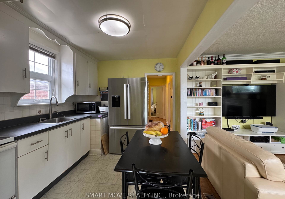 66-beechborough-avenue-toronto-north-york-ontario-w13687378