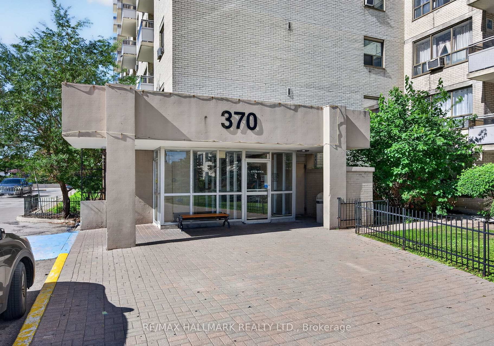 370-dixon-road-toronto-etobicoke-ontario-w13687472