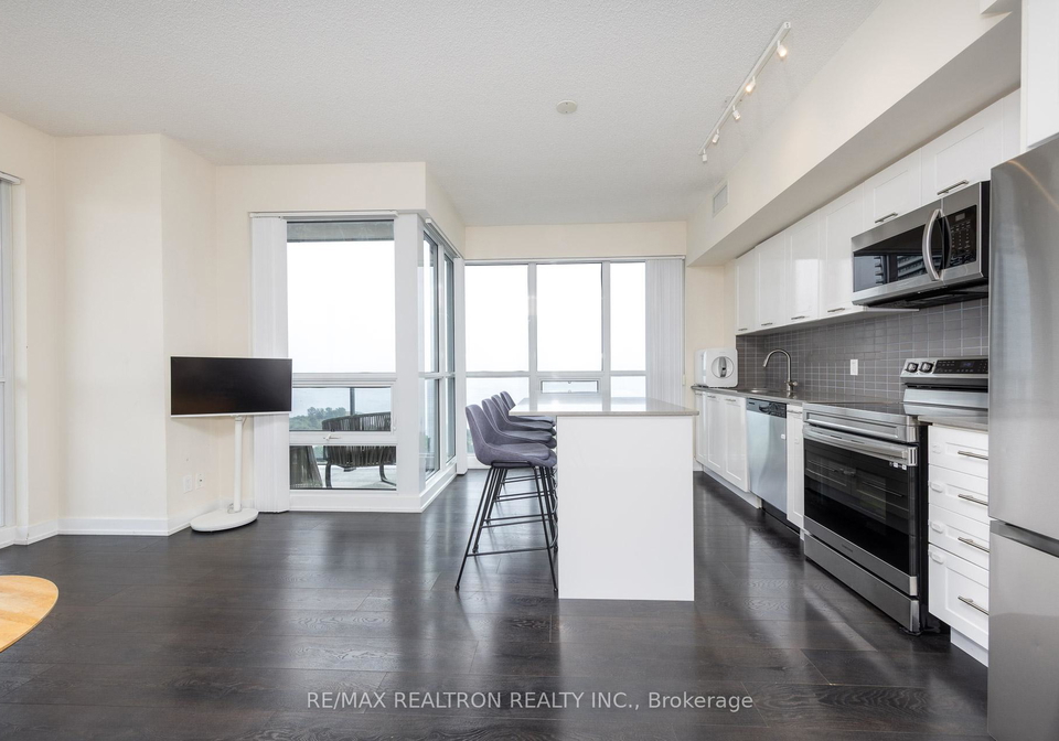 2200-lake-shore-boulevard-w-toronto-etobicoke-ontario-w13687496