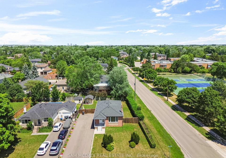 544-sandmere-place-oakville-ontario-w13687522
