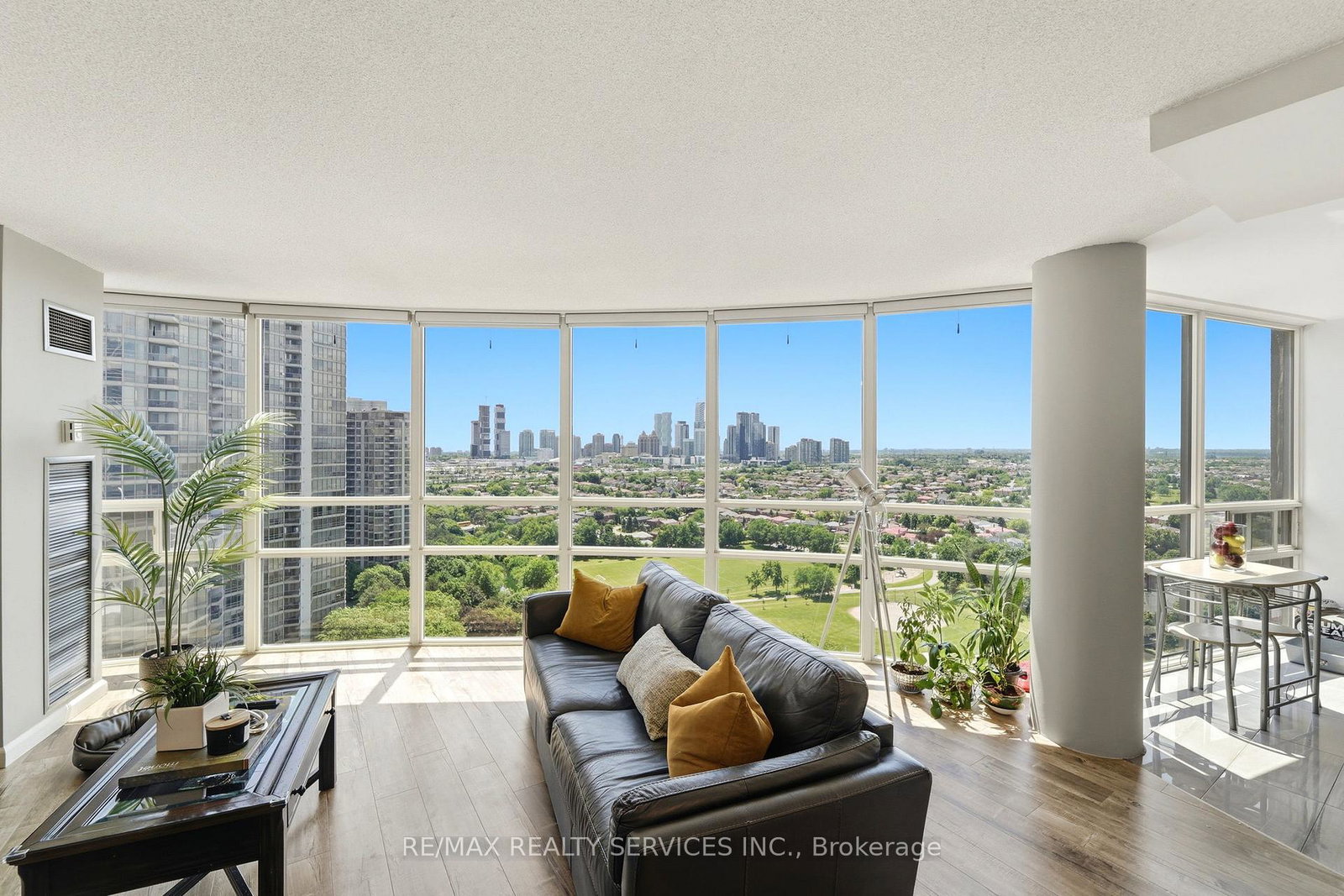 50-eglinton-avenue-w-mississauga-ontario-w13687582
