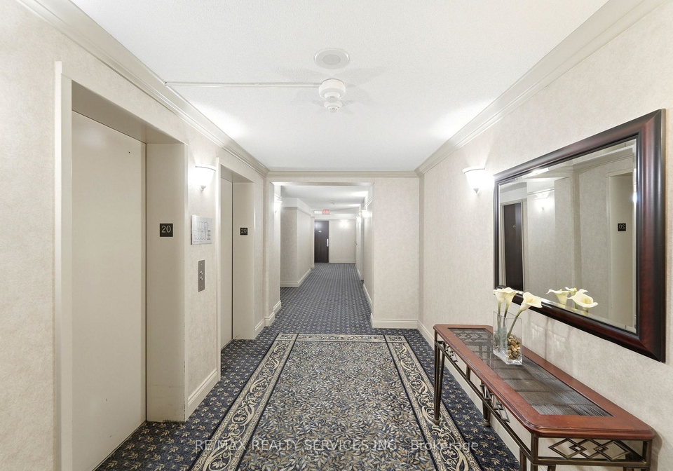 50-eglinton-avenue-w-mississauga-ontario-w13687582