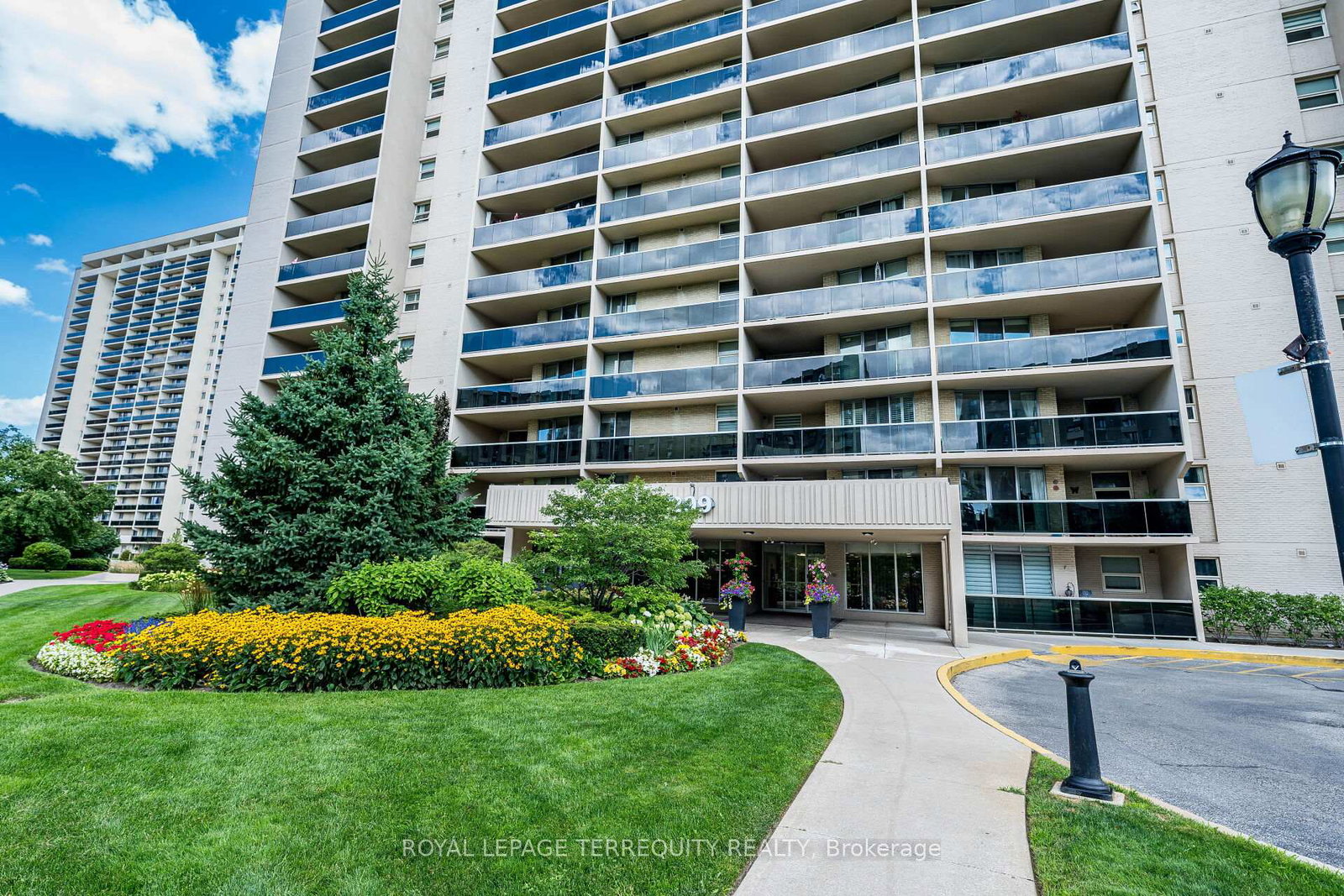 299-mill-road-toronto-etobicoke-ontario-w13687854