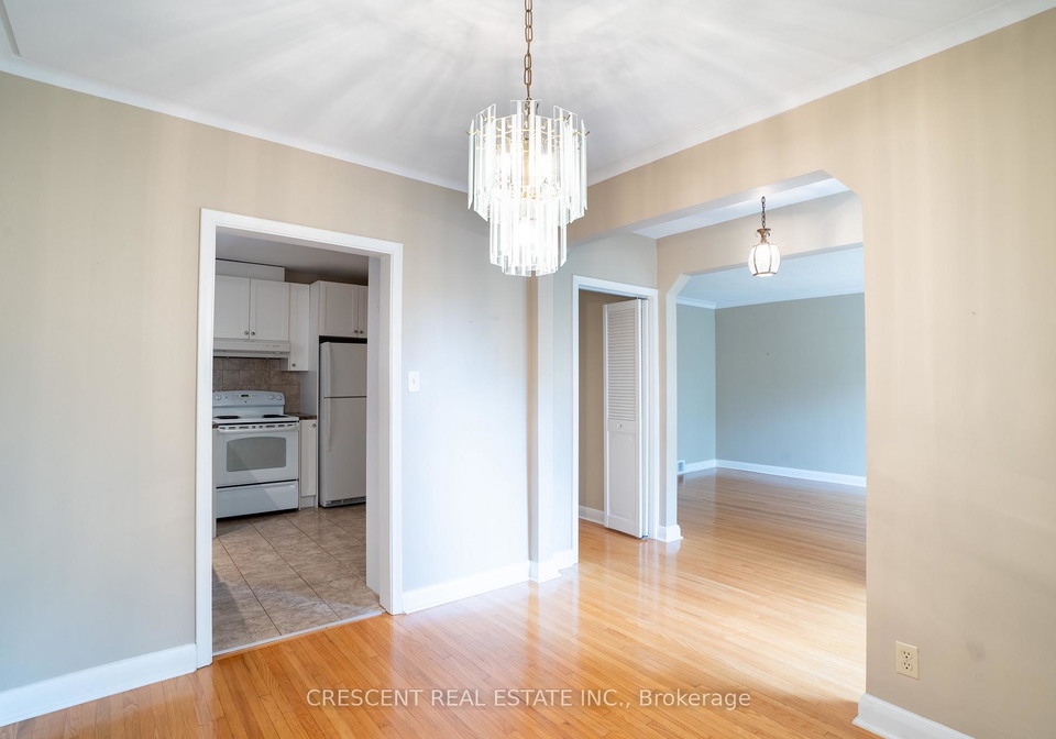 14-claymore-drive-toronto-etobicoke-ontario-w13687870
