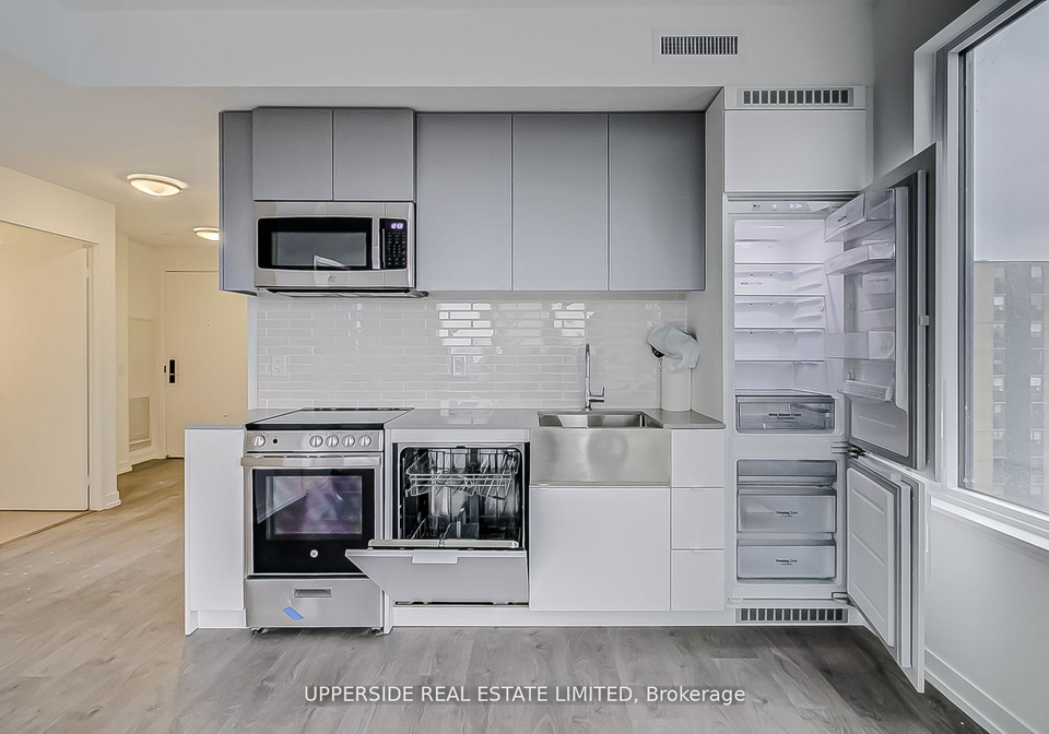 270-dufferin-street-toronto-toronto-ontario-w13687880
