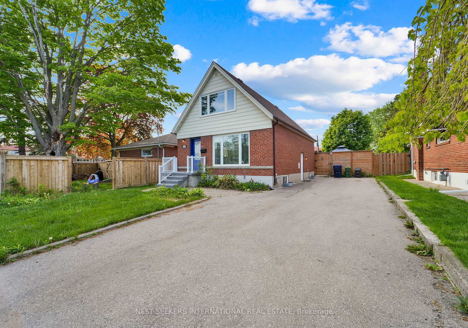 42-fordwich-crescent-toronto-etobicoke-ontario-w13687938