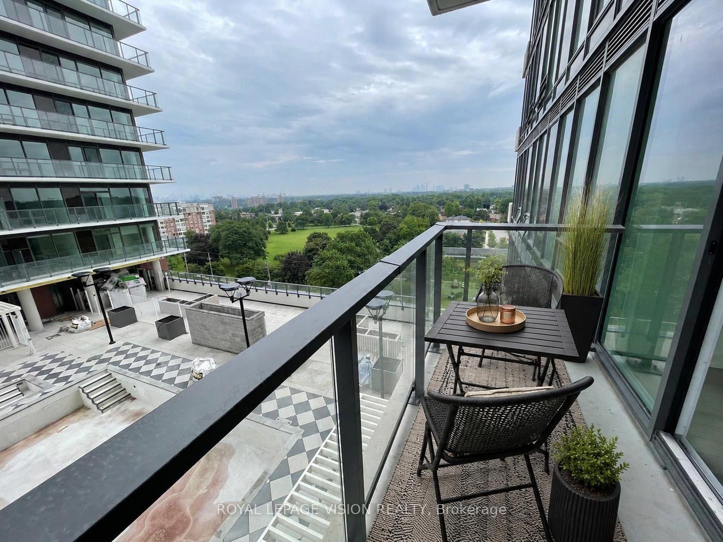 4010-eglinton-avenue-w-toronto-etobicoke-ontario-w13687948
