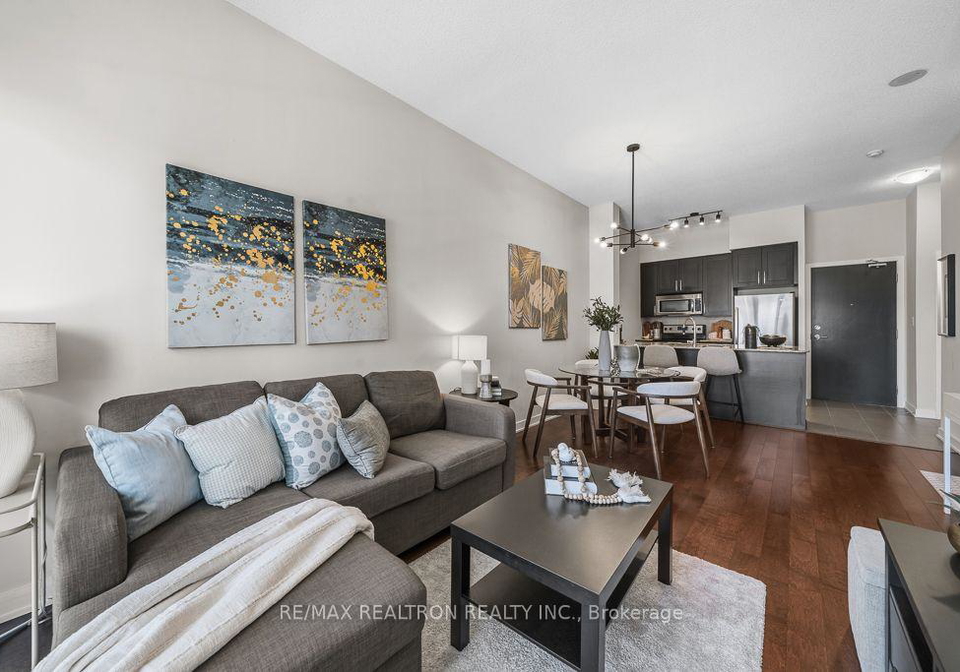 4070-confederation-parkway-mississauga-ontario-w13687952