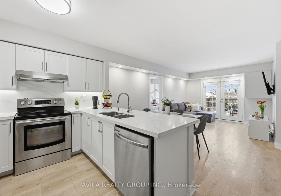1460-bishops-gate-oakville-ontario-w13688018