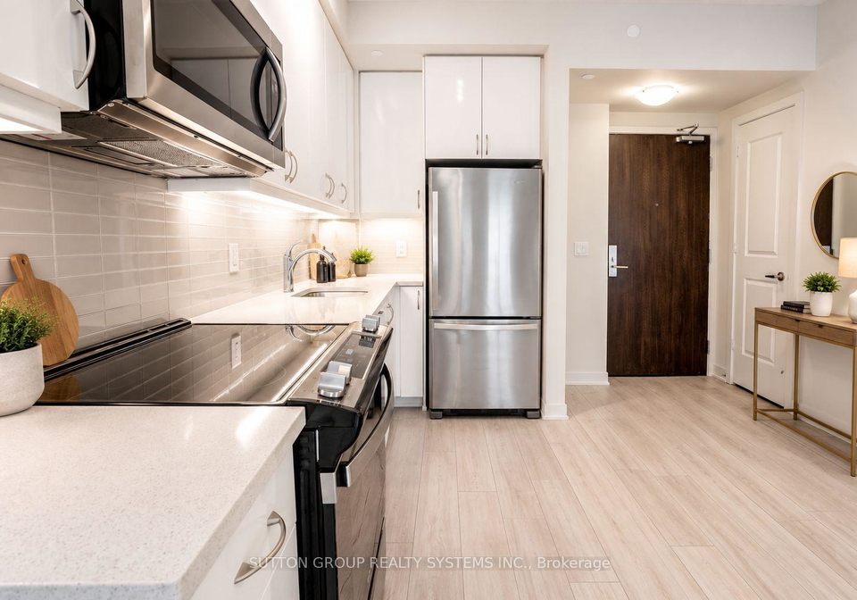 38-annie-craig-drive-toronto-etobicoke-ontario-w13688056