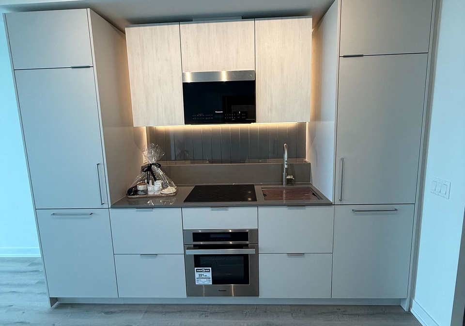 1-fairview-road-mississauga-ontario-w13688186