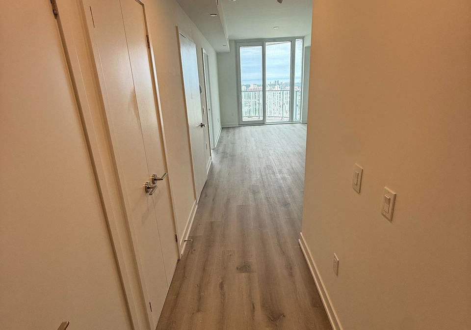 1-fairview-road-mississauga-ontario-w13688186