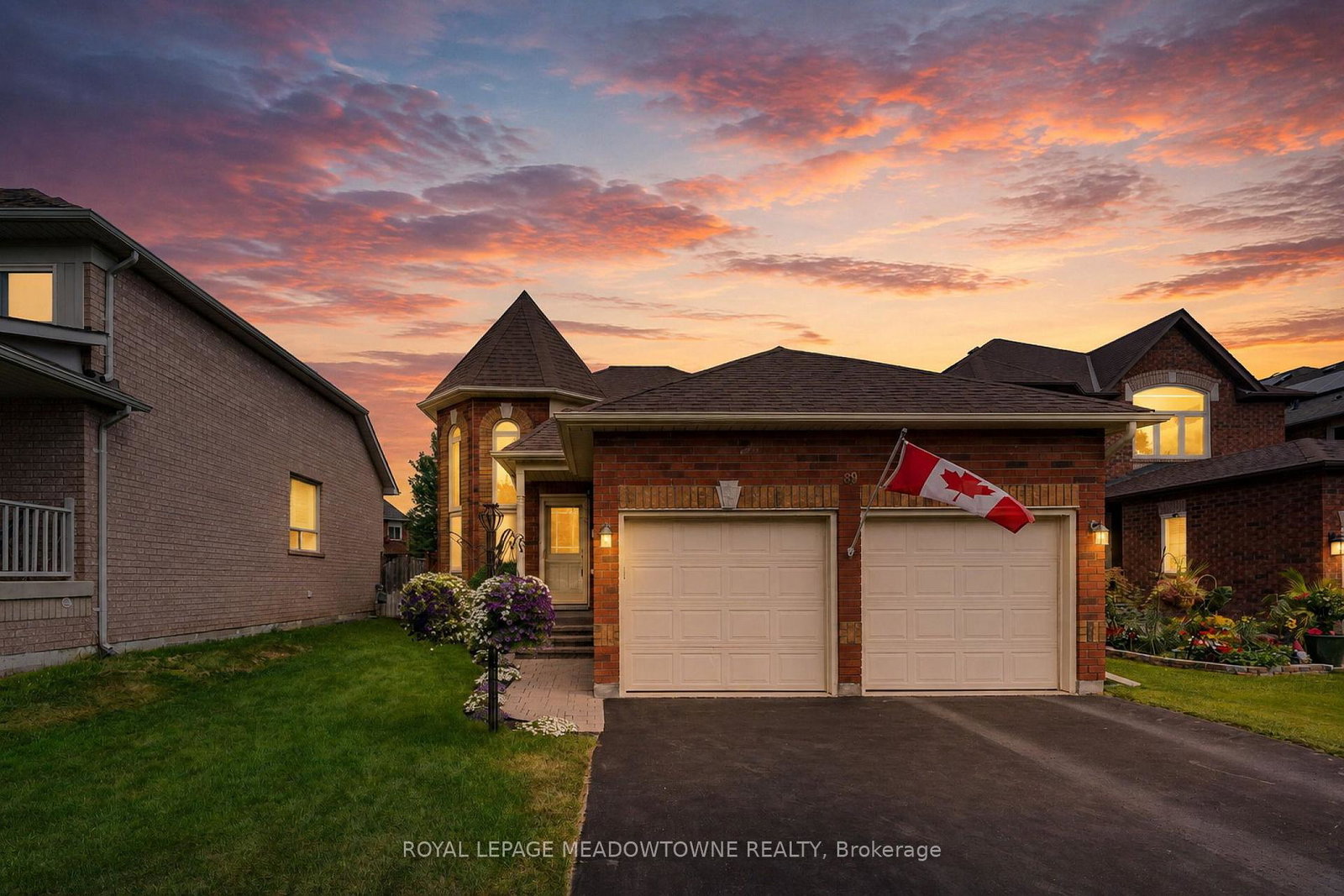 89-e-standish-street-halton-hills-ontario-w13688290