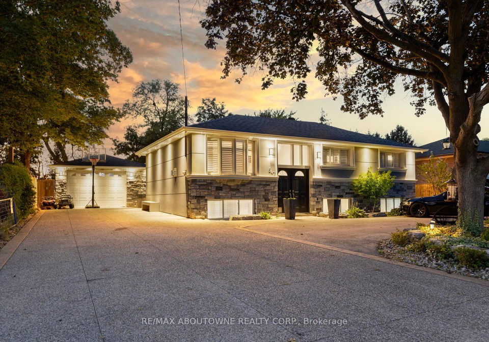 547-pinegrove-road-oakville-ontario-w13688298