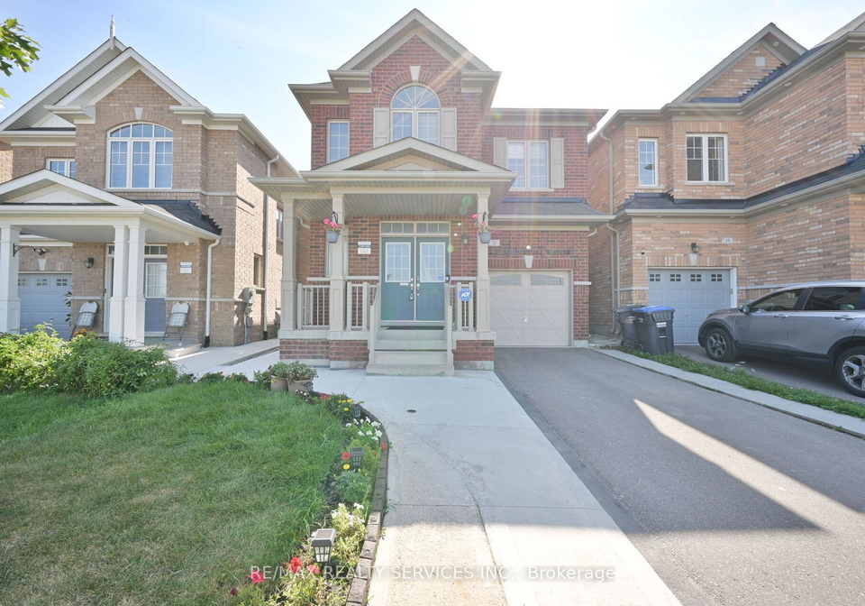 21-exhibition-crescent-brampton-ontario-w13688300