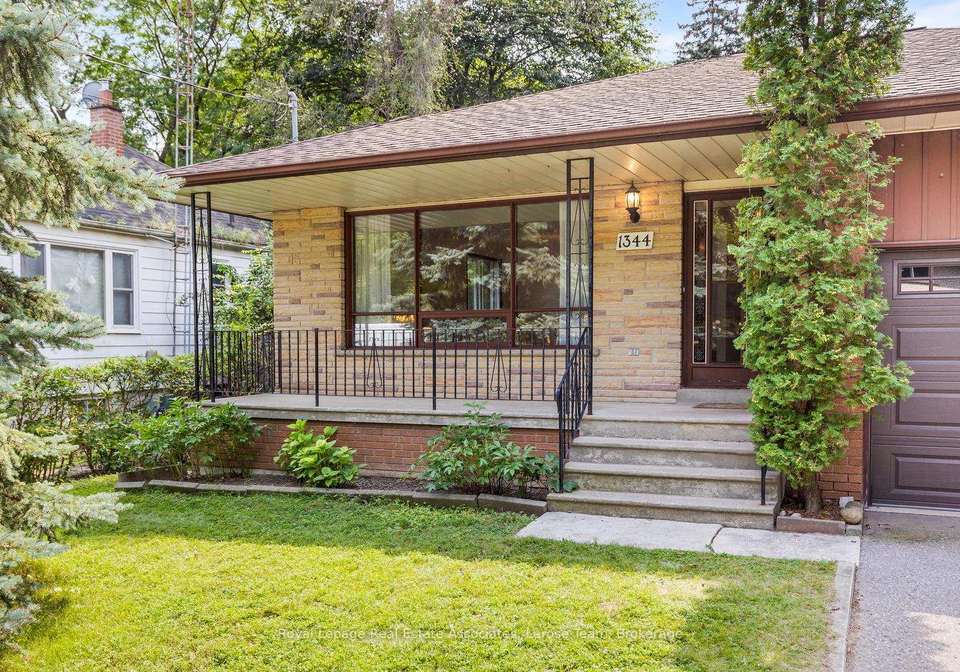 1344-kenmuir-avenue-mississauga-ontario-w13688358