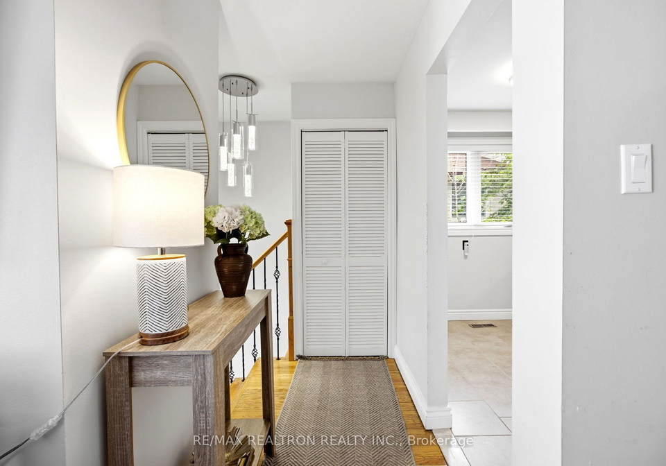 118-surbray-grove-mississauga-ontario-w13688474